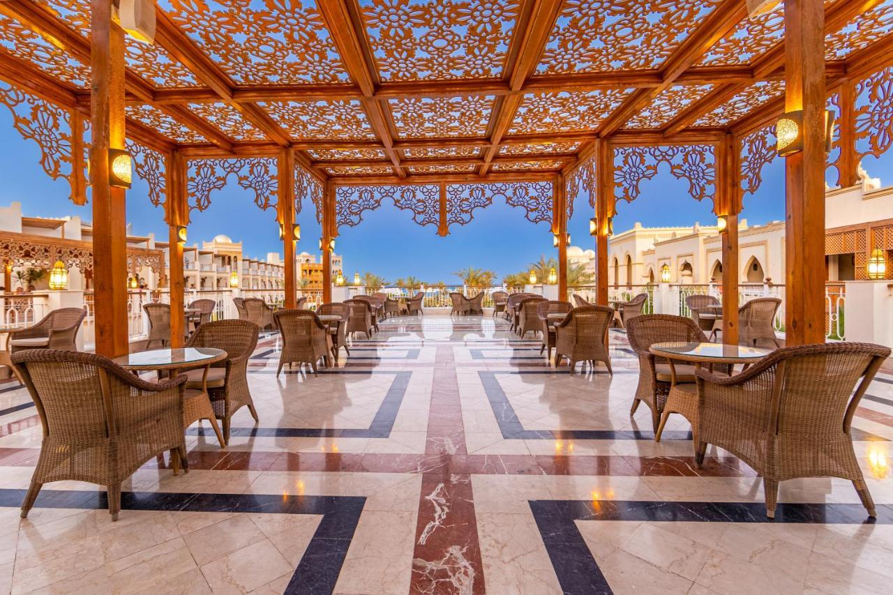 Grand Palace - Couples Only 18 Years Plus (Adults Only) Hurghada Exterior photo The hotel's main lobby