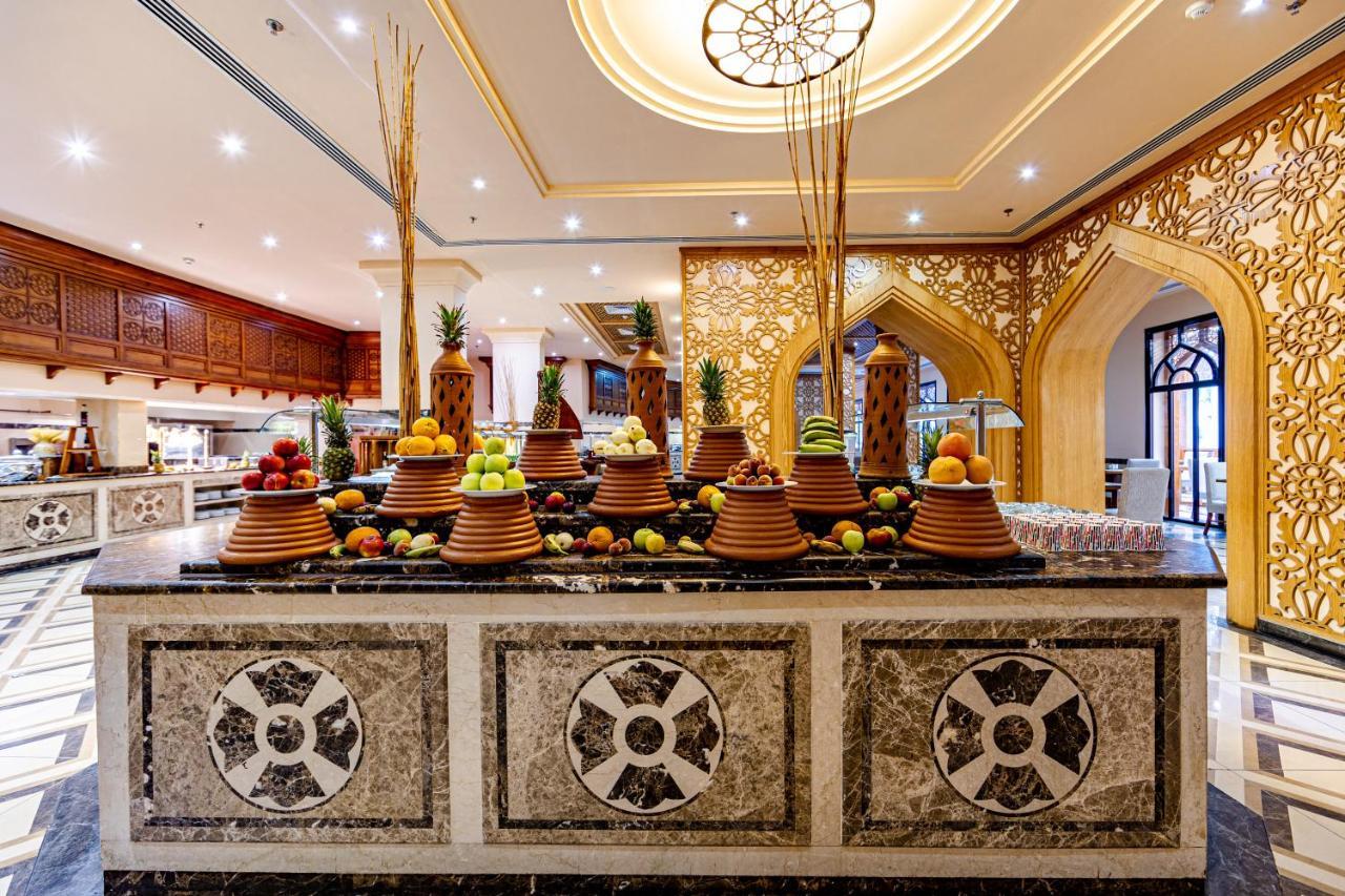 Grand Palace - Couples Only 18 Years Plus (Adults Only) Hurghada Exterior photo The buffet at the hotel