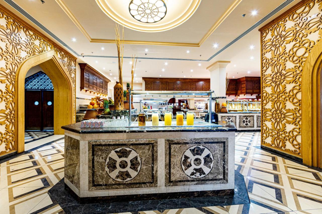 Grand Palace - Couples Only 18 Years Plus (Adults Only) Hurghada Exterior photo The restaurant