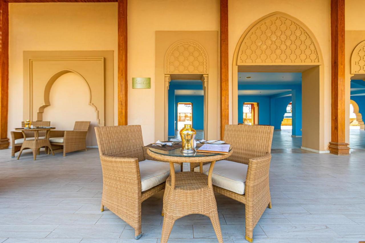 Grand Palace - Couples Only 18 Years Plus (Adults Only) Hurghada Exterior photo The interior of the hotel