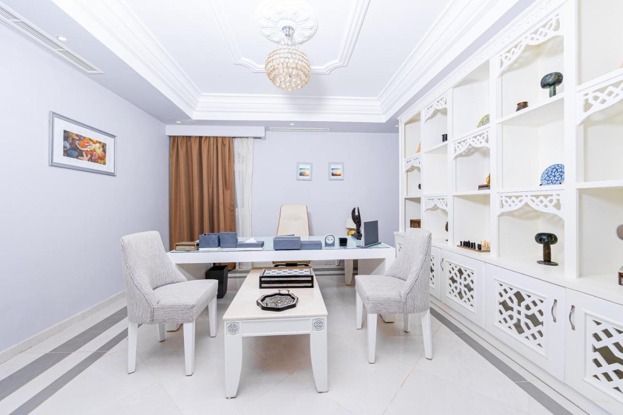 Grand Palace - Couples Only 18 Years Plus (Adults Only) Hurghada Exterior photo 3D interior rendering of a home office